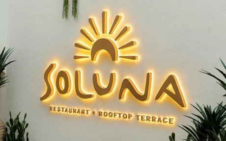 مجتمع تبلیغاتی و تابلوسازی سینار انواع حروف برجسته شامل چنلیوم، استیل و پلاستیک برای ساخت تابلو تبلیغاتی مدرن